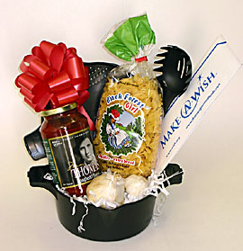 Microwavable Pasta Strainer and Gripper